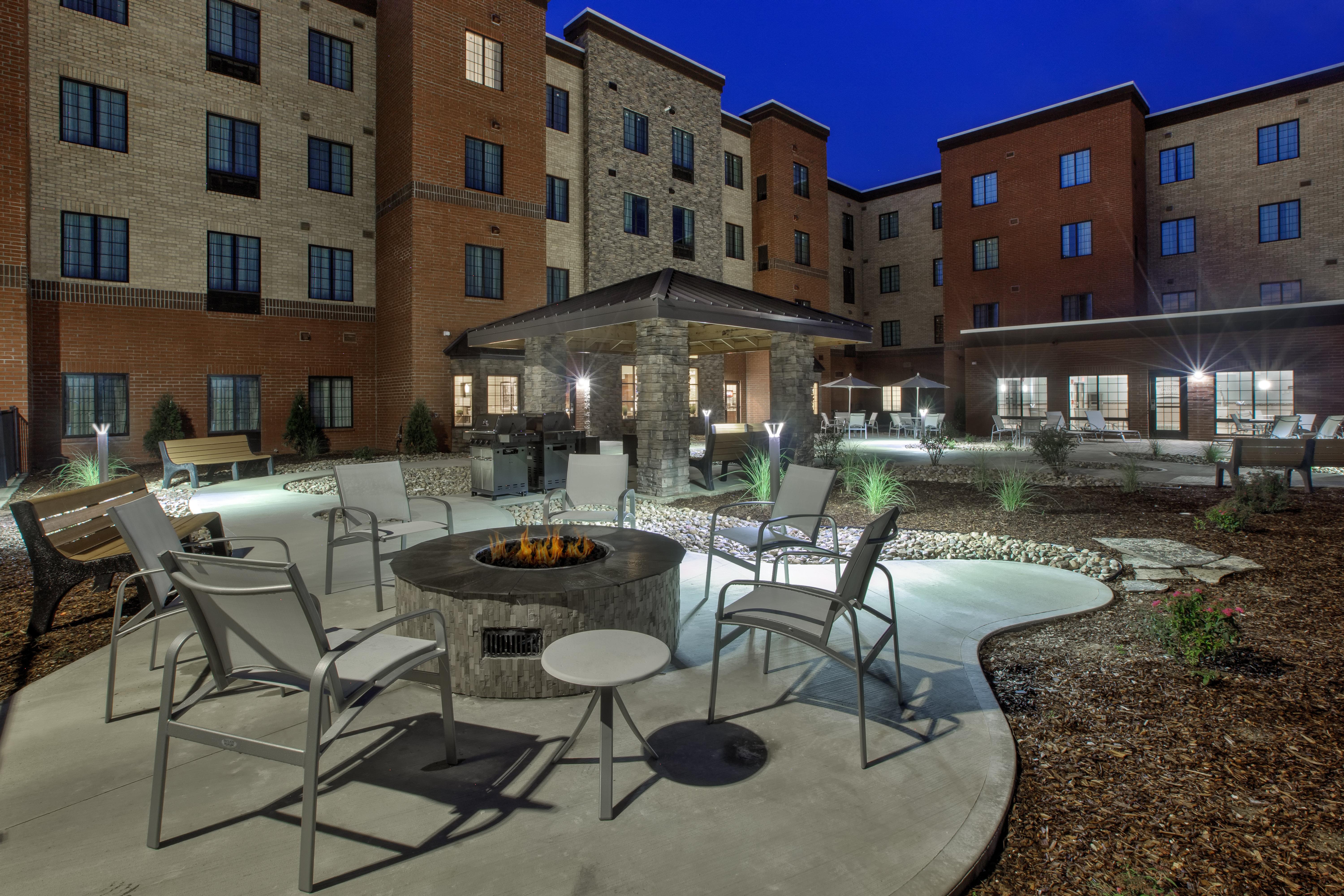 Staybridge Suites - Benton Harbor-St. Joseph By Ihg Exterior foto